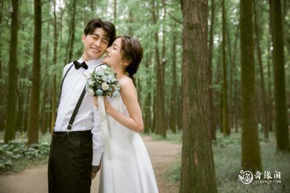 属鼠男一生注定情人