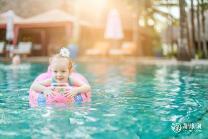 女孩带晶字的名字