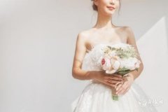 真心爱属马女的属相男 属马女一生的感情运势