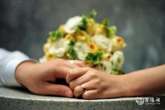 女皇正位会不会主动找我 塔罗牌女皇代表什么