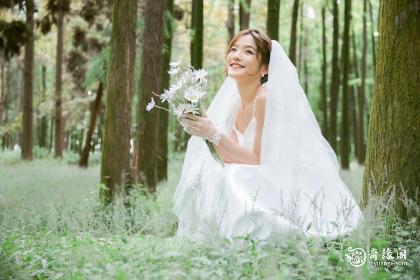 真心爱属鸡女的属相男