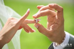 属鼠人蛇月结婚好不好 婚礼当天有什么禁忌