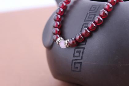 2022年属蛇犯太岁买什么佩戴 属蛇佩戴什么饰品