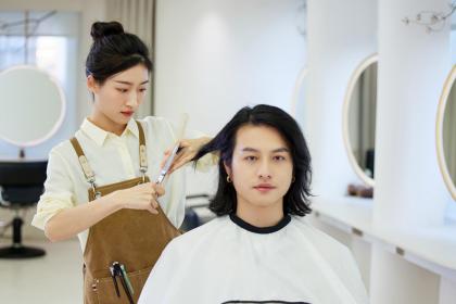 2020年中元节可以理发吗？2020中元节时辰吉凶解析！
