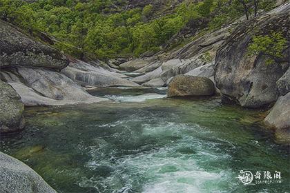 下雨天生孩子有啥说法