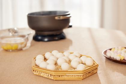 云南正月十五吃什么 怎么过元宵节